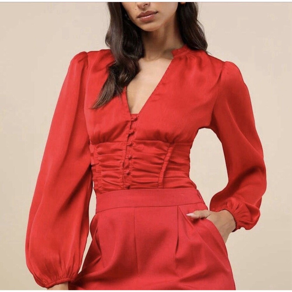 NWT Women’s Lulu’s Elevated Achievement Red Balloon Button Front Top Small